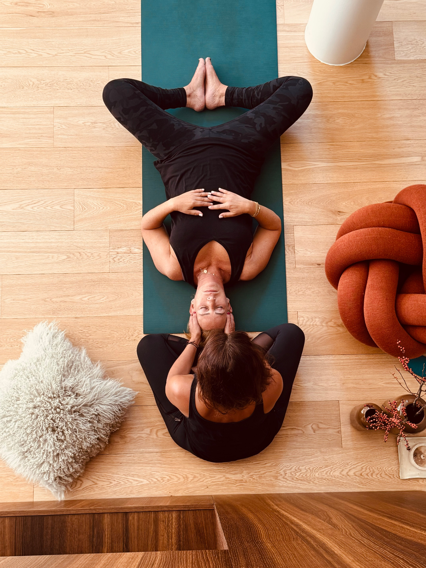 Melissa giving a breathwork session